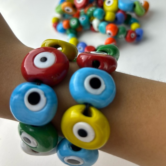 Evil eye stretch bracelet - Picture 1 of 3